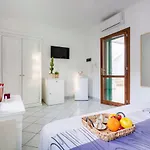 Alojamento de Acomodação e Pequeno-almoço Le Tre Sirene 4*